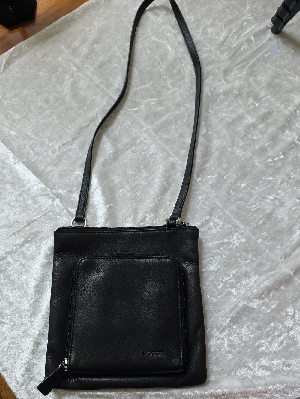 Fossil Vintage Black Leather Travel Friendly Crossbody Bag with Front Zip Pocket